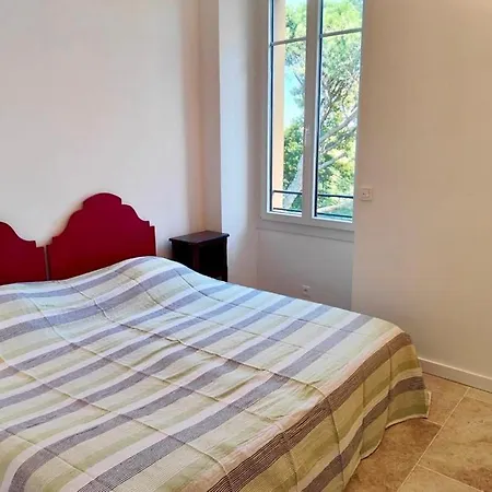 Apartment Spacious T3 With Balcony - Beautiful Sea View Saint-Raphael (Var)