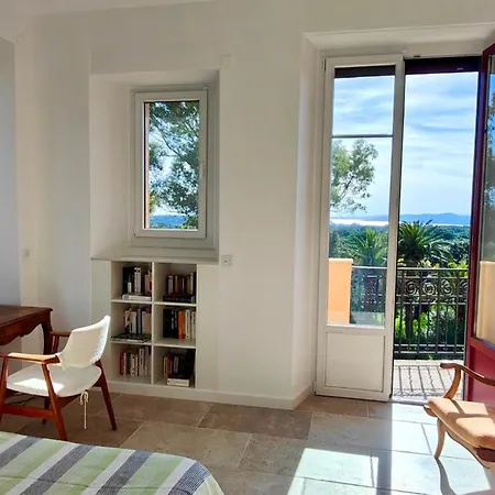 Spacious T3 With Balcony - Beautiful Sea View Saint-Raphael (Var)
